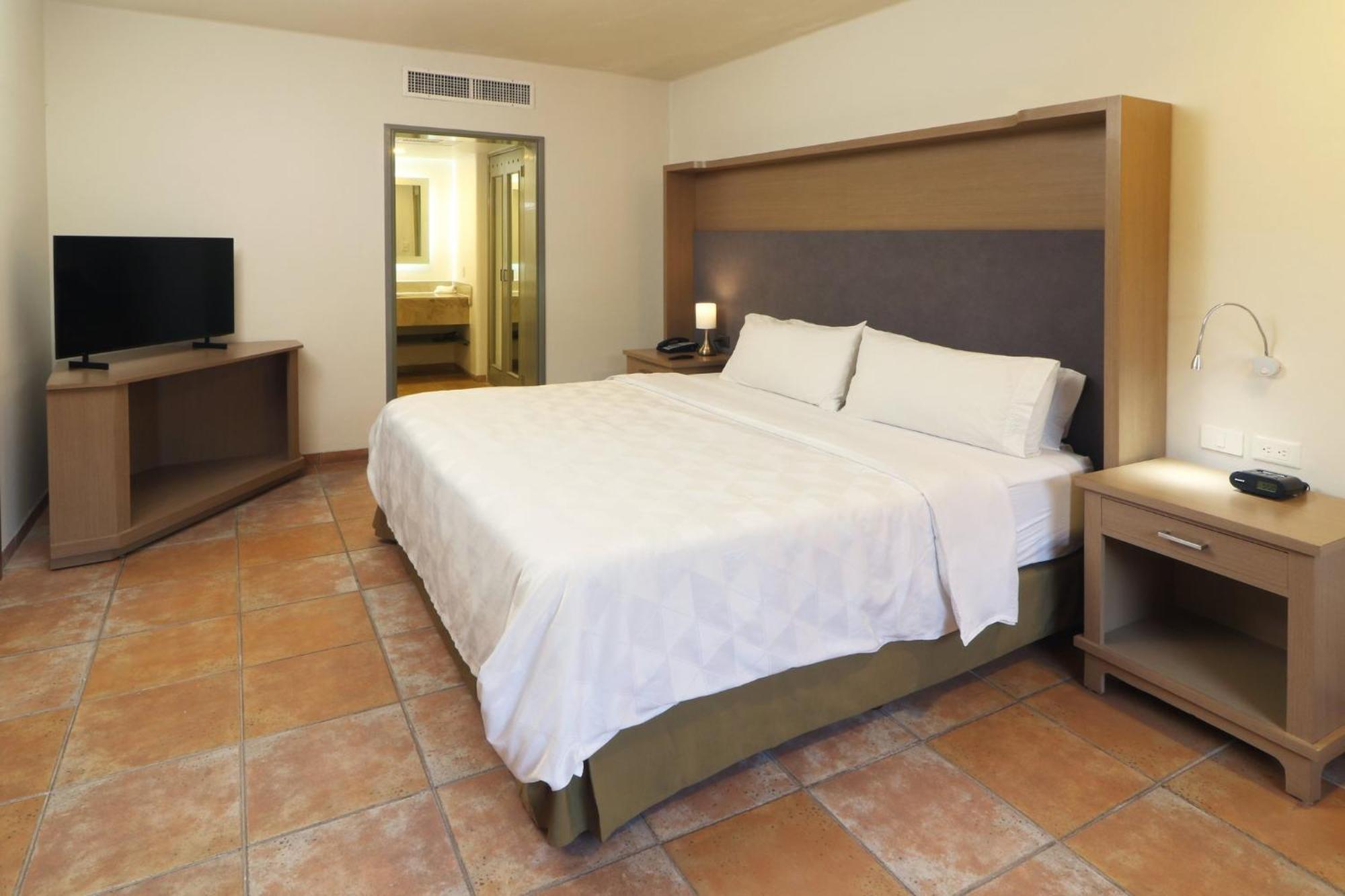 Holiday Inn Ciudad Del Carmen By Ihg Extérieur photo